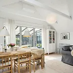 Nyaraló Cozy Summer House Close To The
